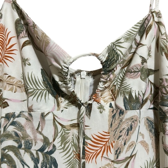 Olivaceous NWT Floral Palm Print  Maxi-Mni Dress with Spaghetti Straps Size S - Picture 5 of 12